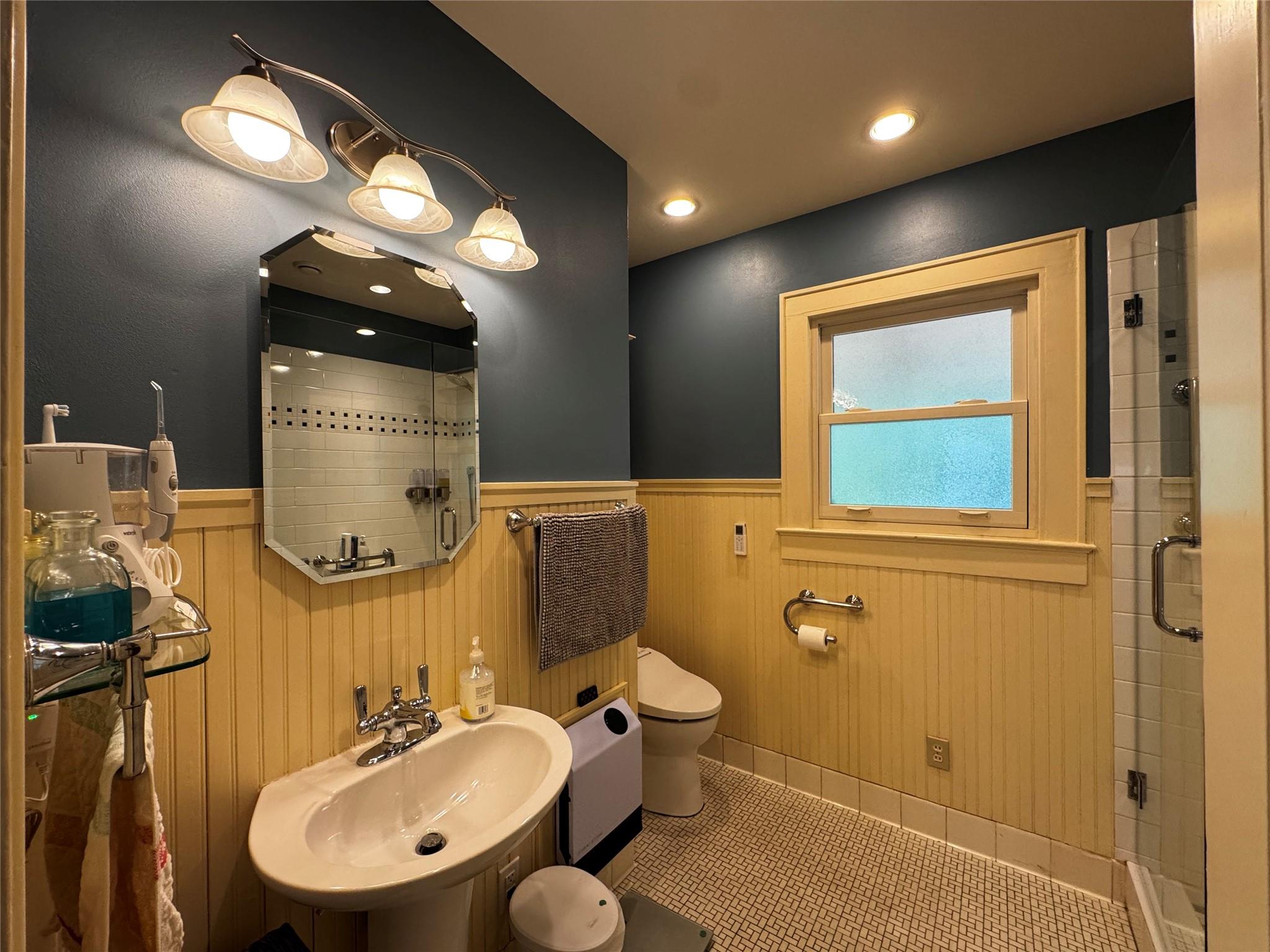 2002 East Side Drive Austin TX 78704