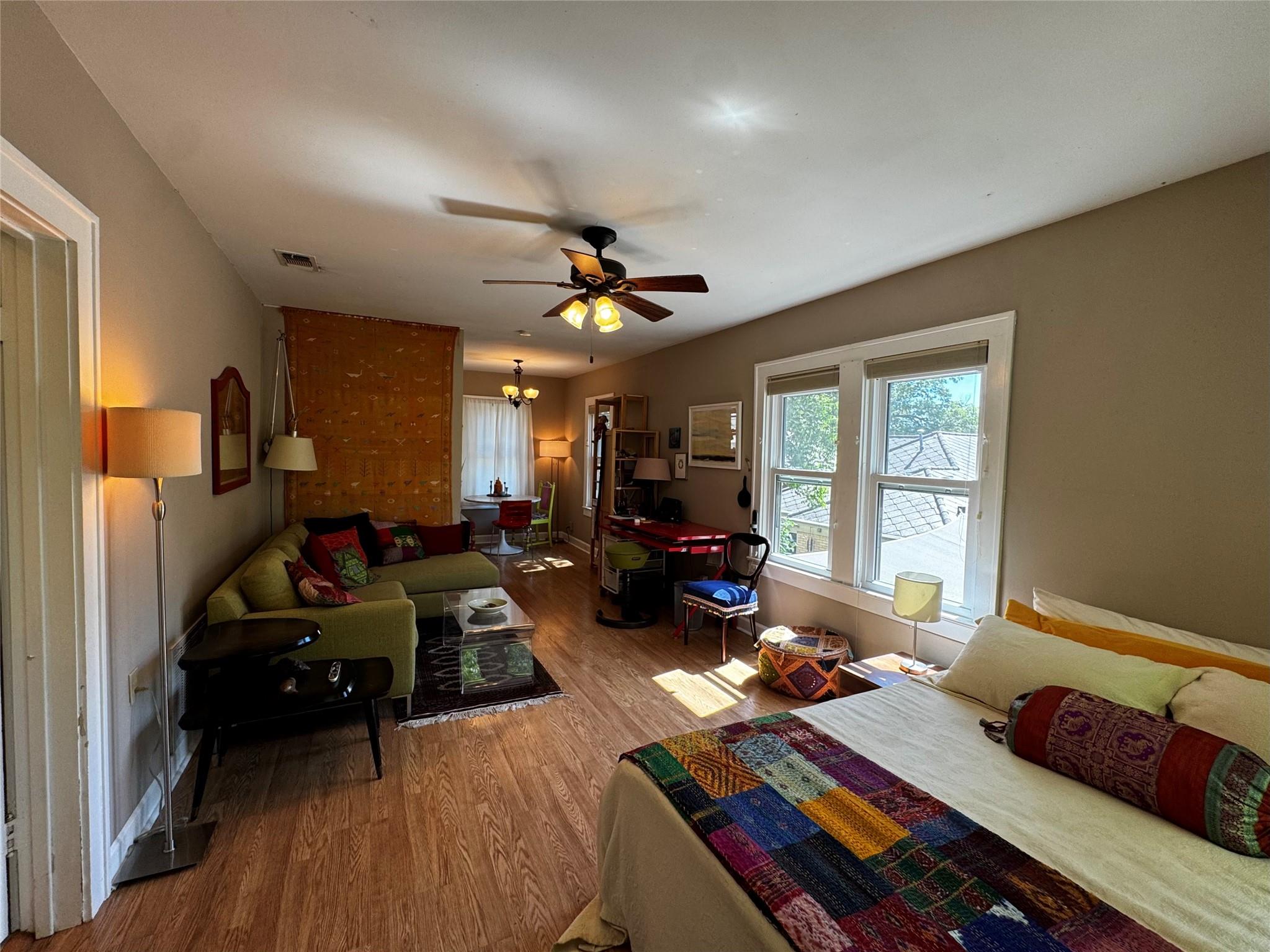 2002 East Side Drive Austin TX 78704