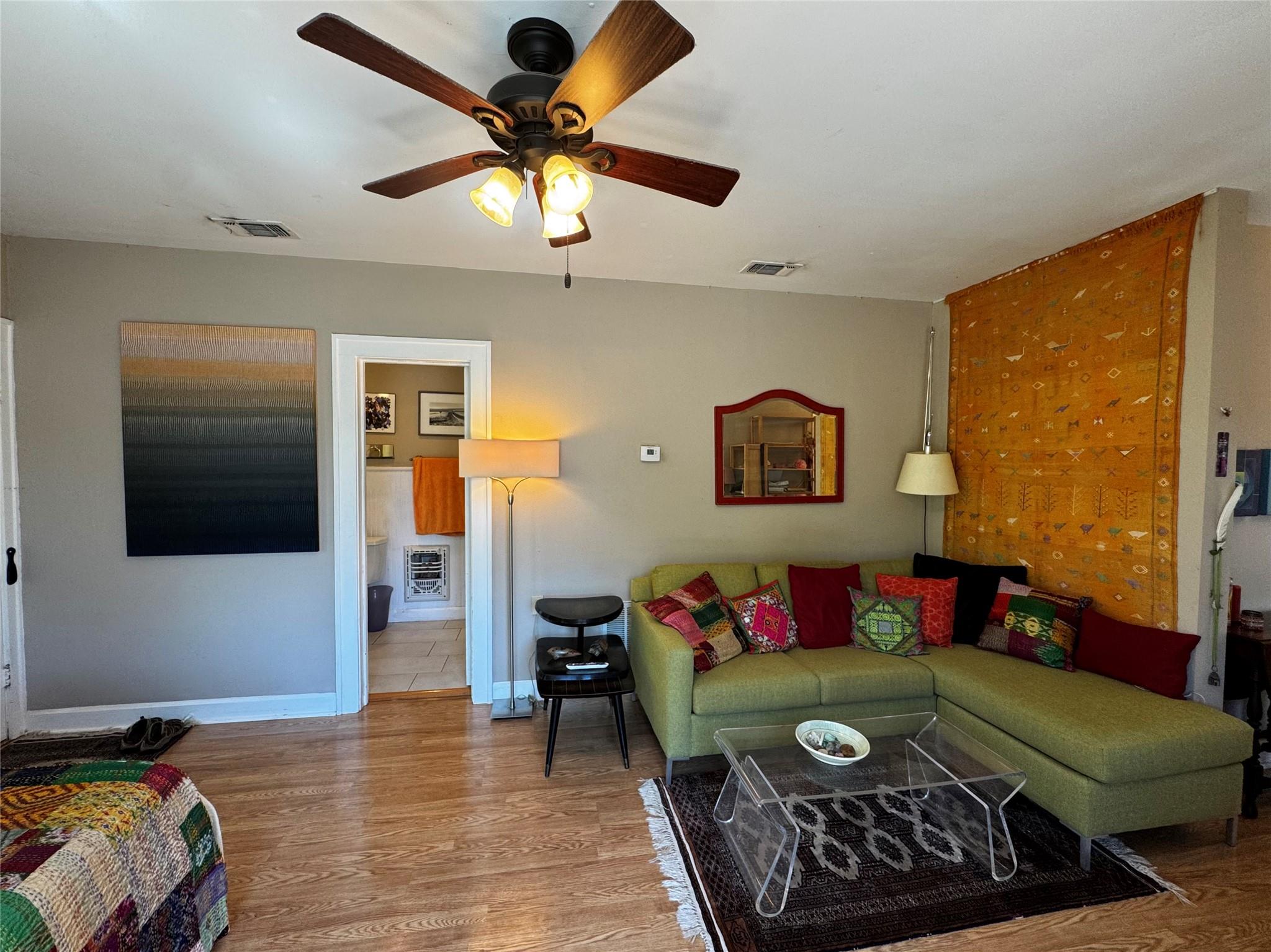 2002 East Side Drive Austin TX 78704