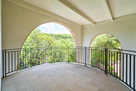 4500 River Wood Court Austin TX 78731