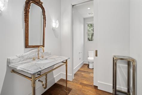 4500 River Wood Court Austin TX 78731