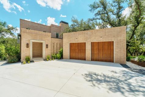 4500 River Wood Court Austin TX 78731