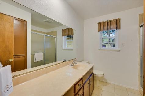 835 Jones Street Smithville TX 78957