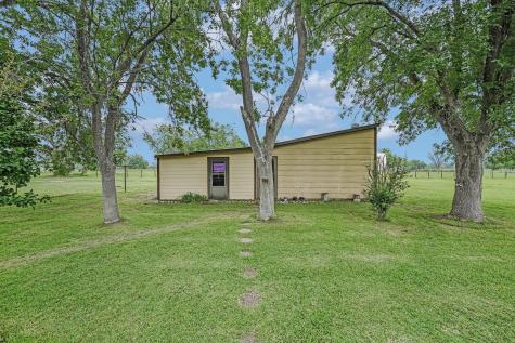 835 Jones Street Smithville TX 78957