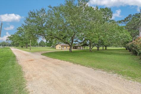835 Jones Street Smithville TX 78957