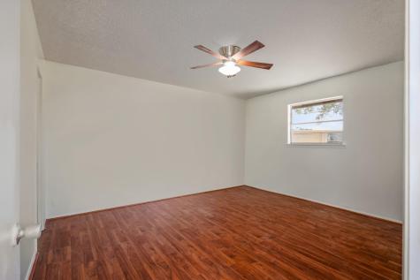302 Venture Boulevard S Lago Vista TX 78645