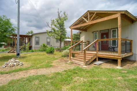 13831 Tx-95 Highway Flatonia TX 78941