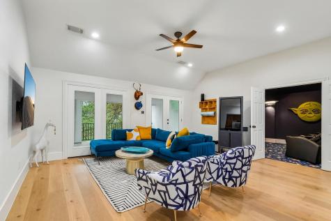449 Santaluz Lane Austin TX 78732
