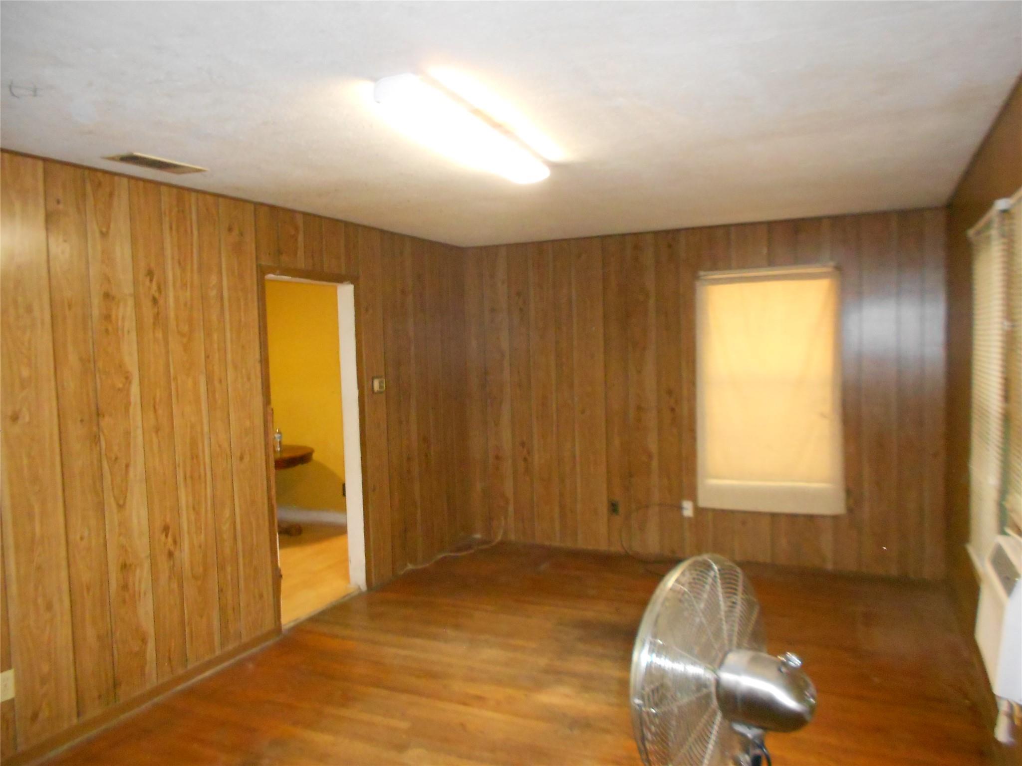 1405 Karen Avenue Austin TX 78757