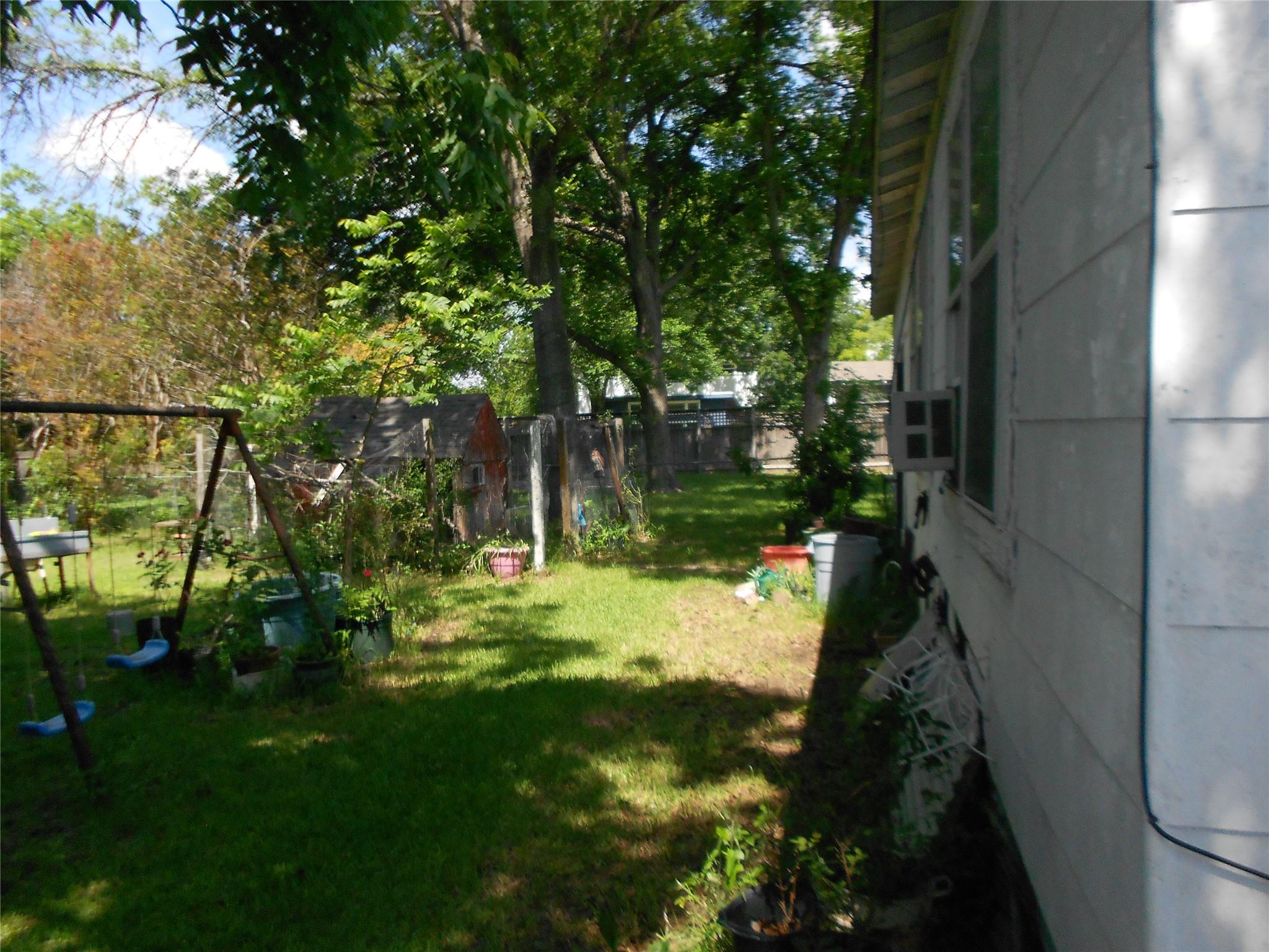 1405 Karen Avenue Austin TX 78757