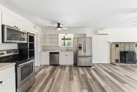 4296 State Highway 304 Rosanky TX 78953