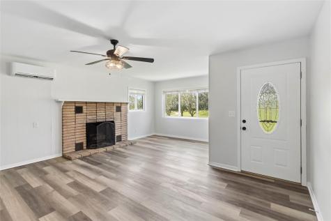 4296 State Highway 304 Rosanky TX 78953