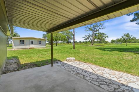 4296 State Highway 304 Rosanky TX 78953