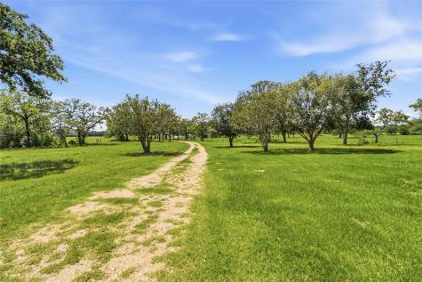 4296 State Highway 304 Rosanky TX 78953