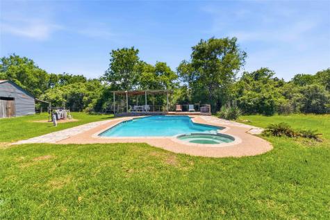 4296 State Highway 304 Rosanky TX 78953