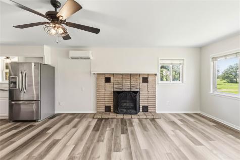 4296 State Highway 304 Rosanky TX 78953