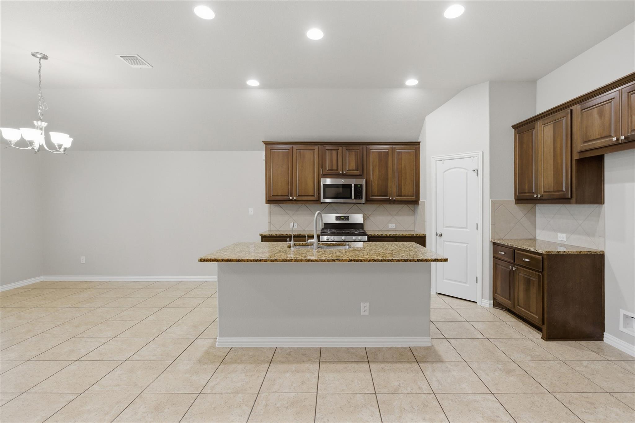 197 Patriot Drive Buda TX 78610