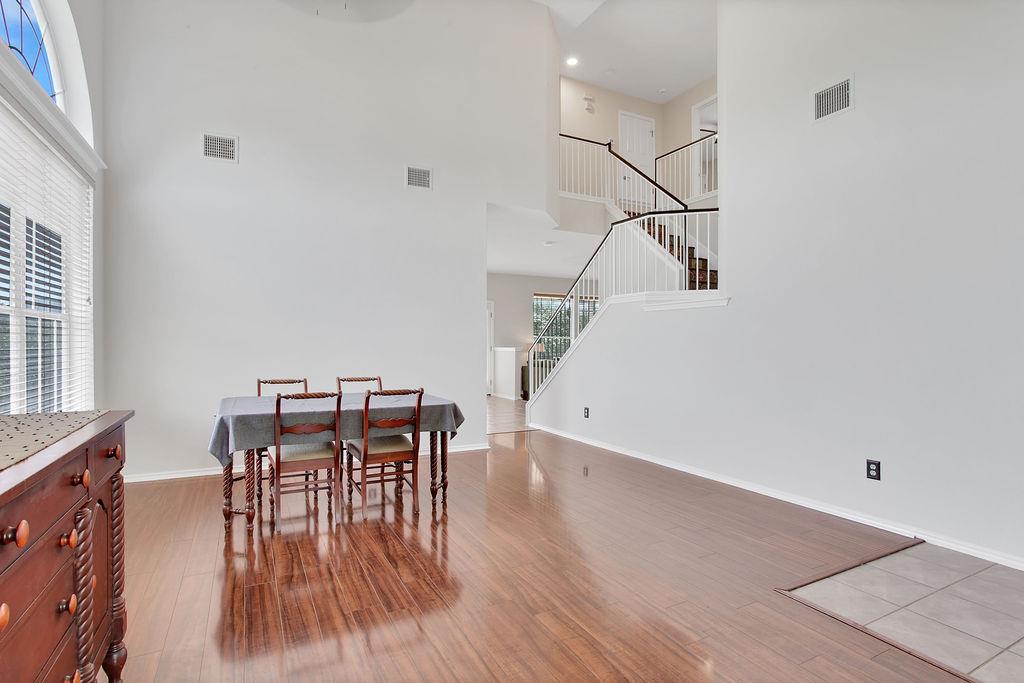 10720 Finsbury Drive Austin TX 78748