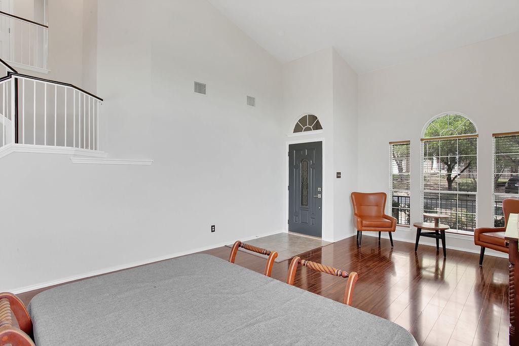 10720 Finsbury Drive Austin TX 78748