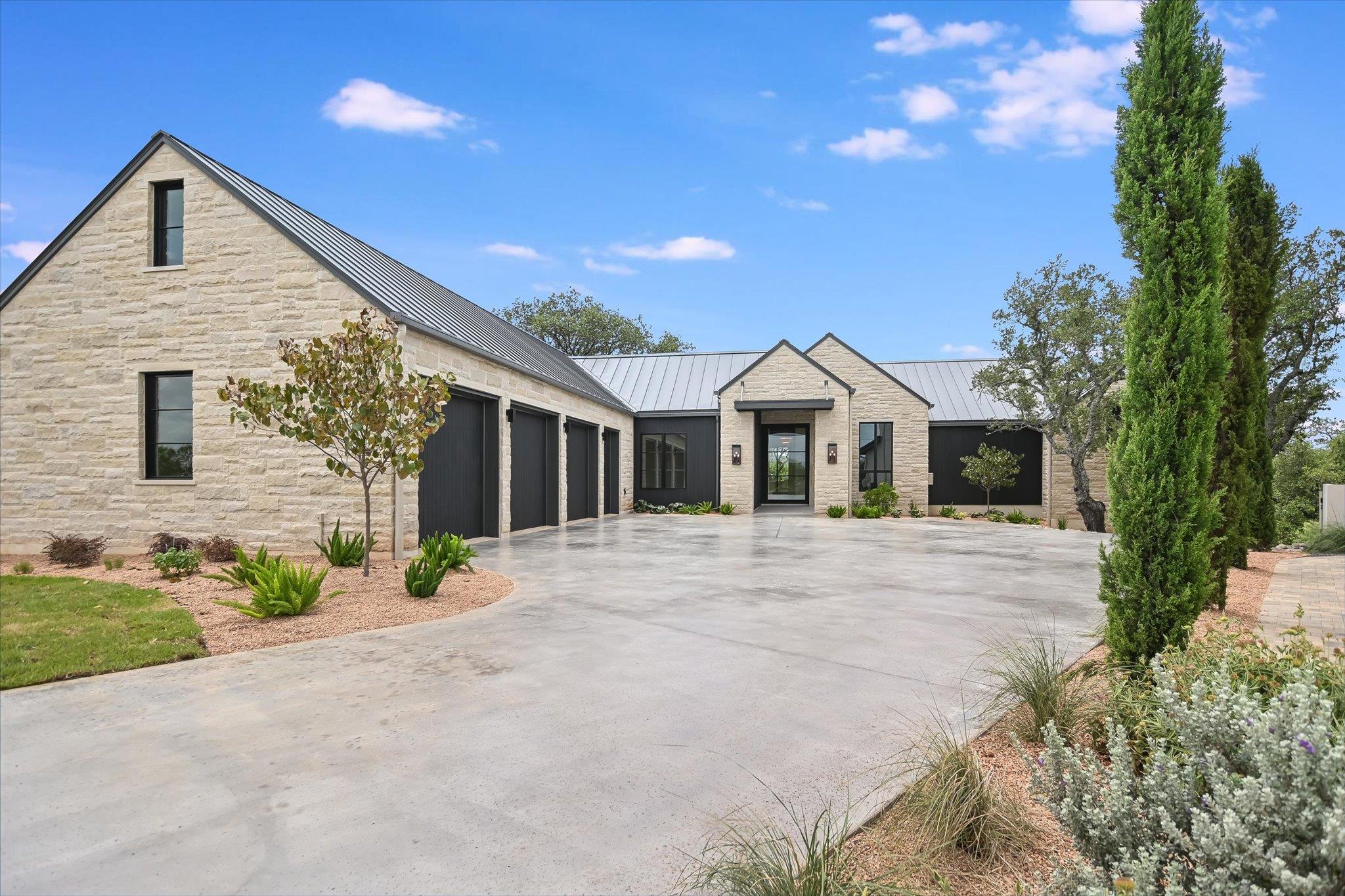 138 Coralberry Horseshoe Bay TX 78657