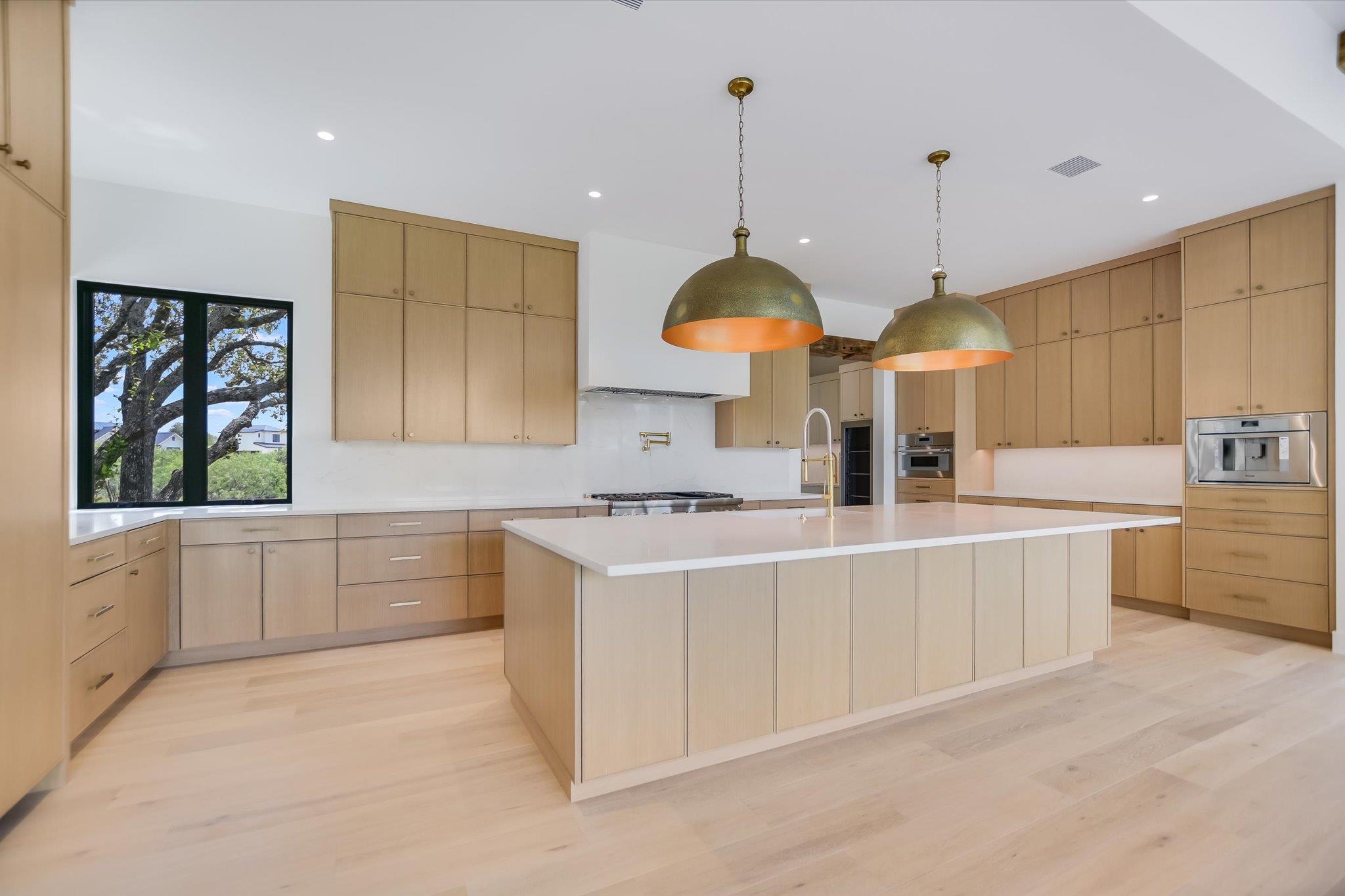 138 Coralberry Horseshoe Bay TX 78657