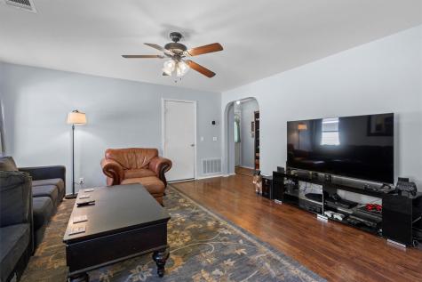 214 Pentire Way Hutto TX 78634