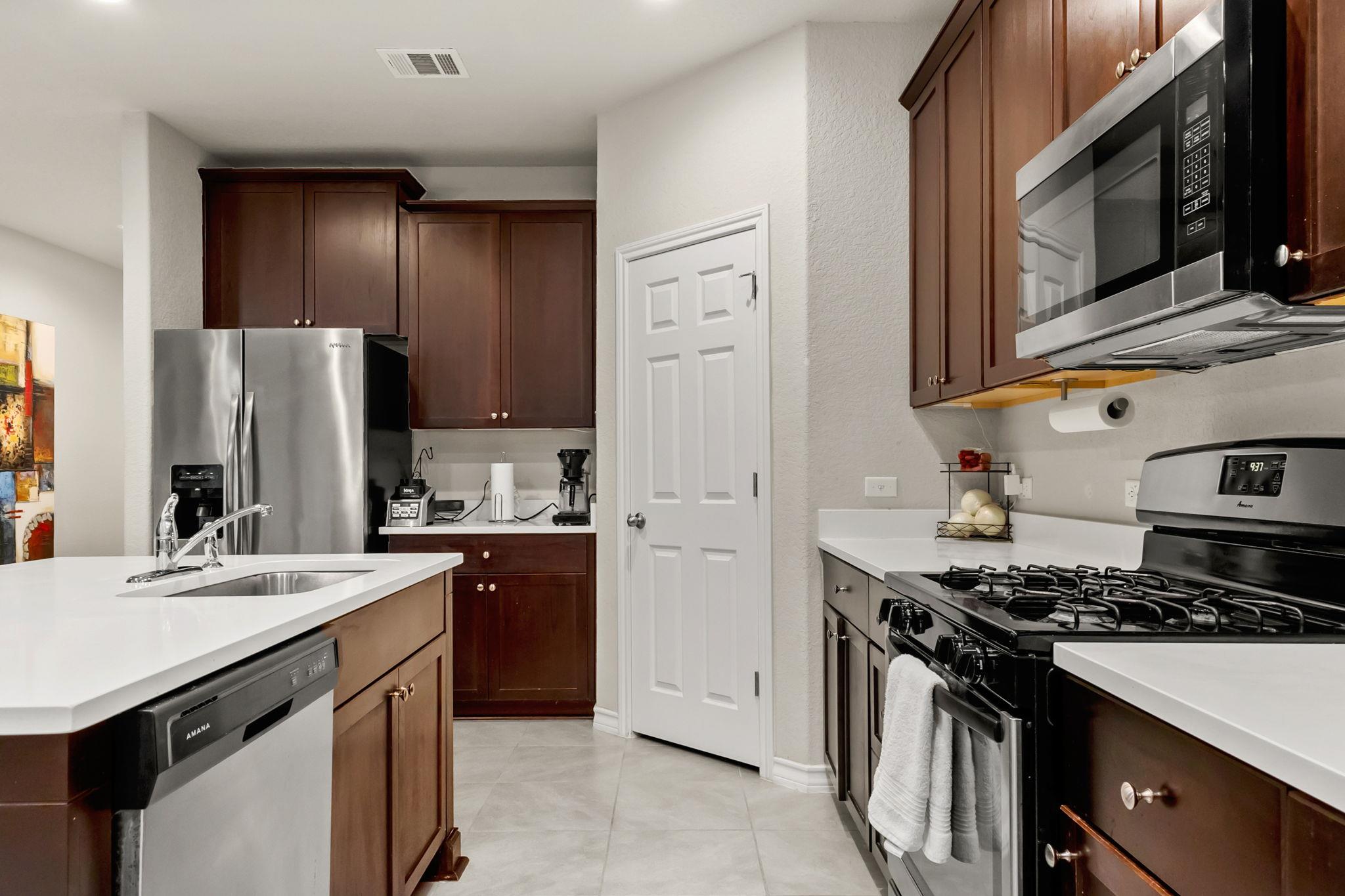 135 Mary Max Circle San Marcos TX 78666