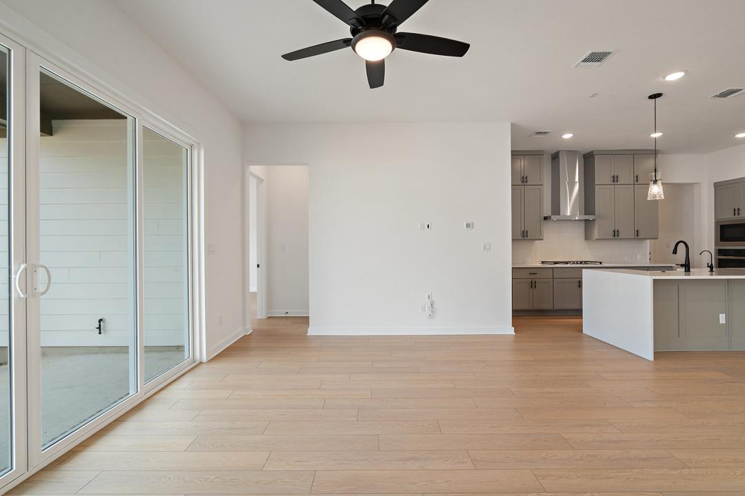 206 Lariat Loop Liberty Hill TX 78642