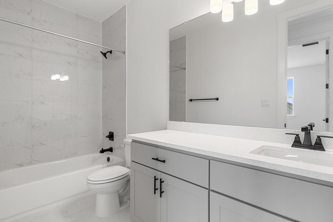 206 Lariat Loop Liberty Hill TX 78642