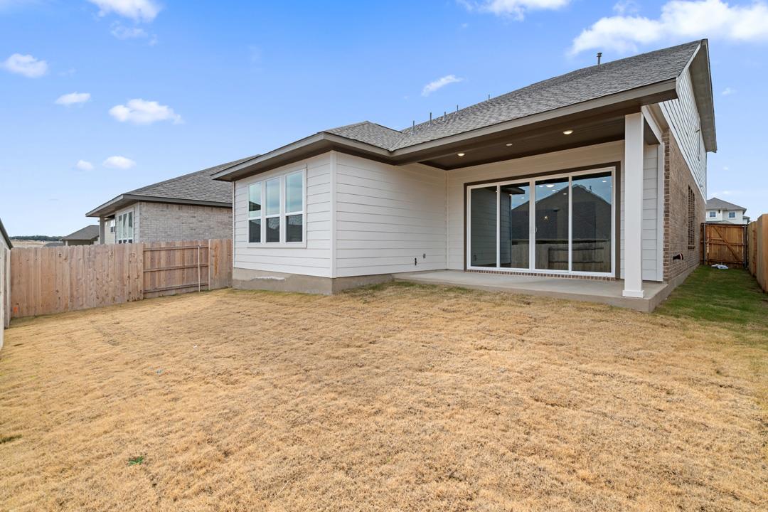 206 Lariat Loop Liberty Hill TX 78642