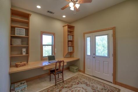 91 Gateway N. Marble Falls TX 78654
