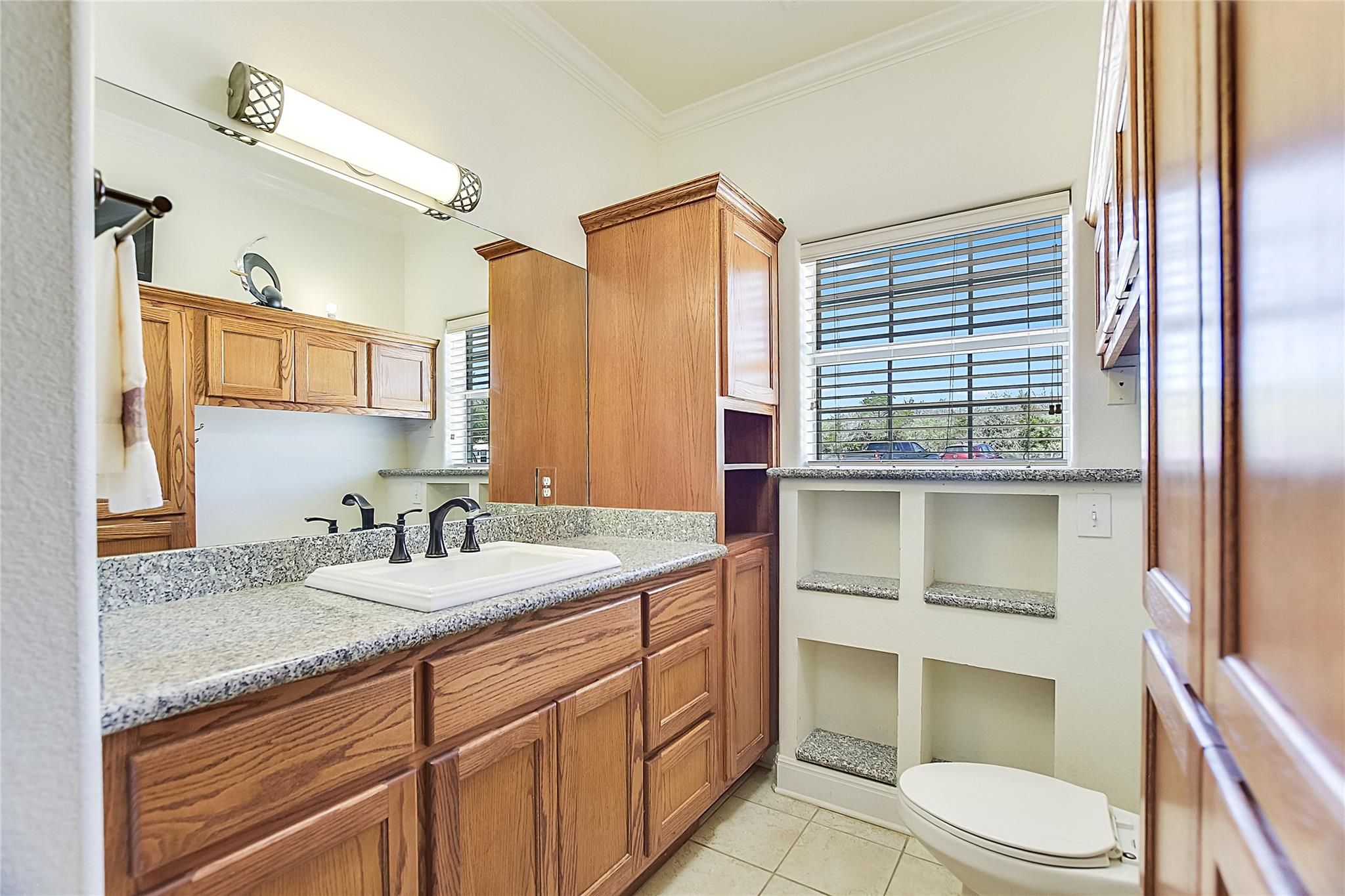 1133 Fm 20 Cedar Creek TX 78612