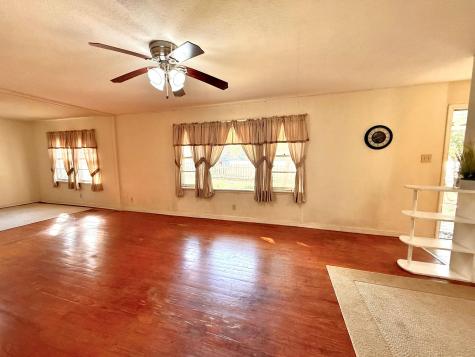 9278 N Highway 77 Highway Lexington TX 78947