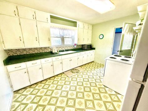 9278 N Highway 77 Highway Lexington TX 78947