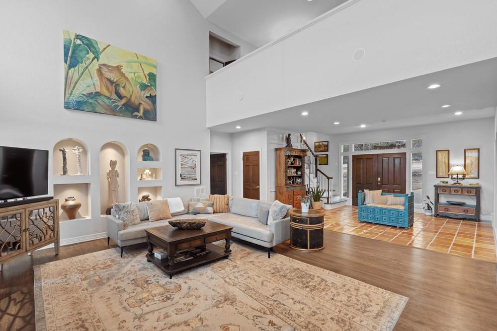 5229 Hupedo Ranch Road Spicewood TX 78669