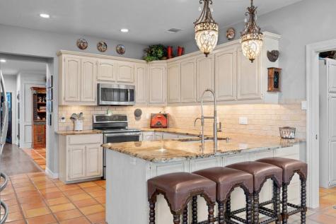 5229 Hupedo Ranch Road Spicewood TX 78669