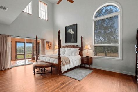 5229 Hupedo Ranch Road Spicewood TX 78669
