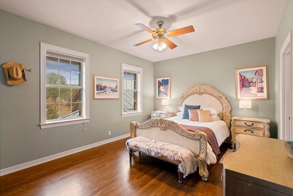 5229 Hupedo Ranch Road Spicewood TX 78669