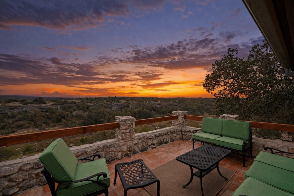 5229 Hupedo Ranch Road Spicewood TX 78669