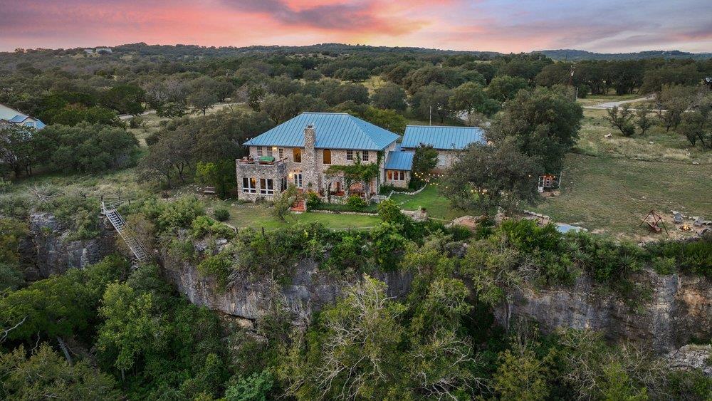5229 Hupedo Ranch Road Spicewood TX 78669
