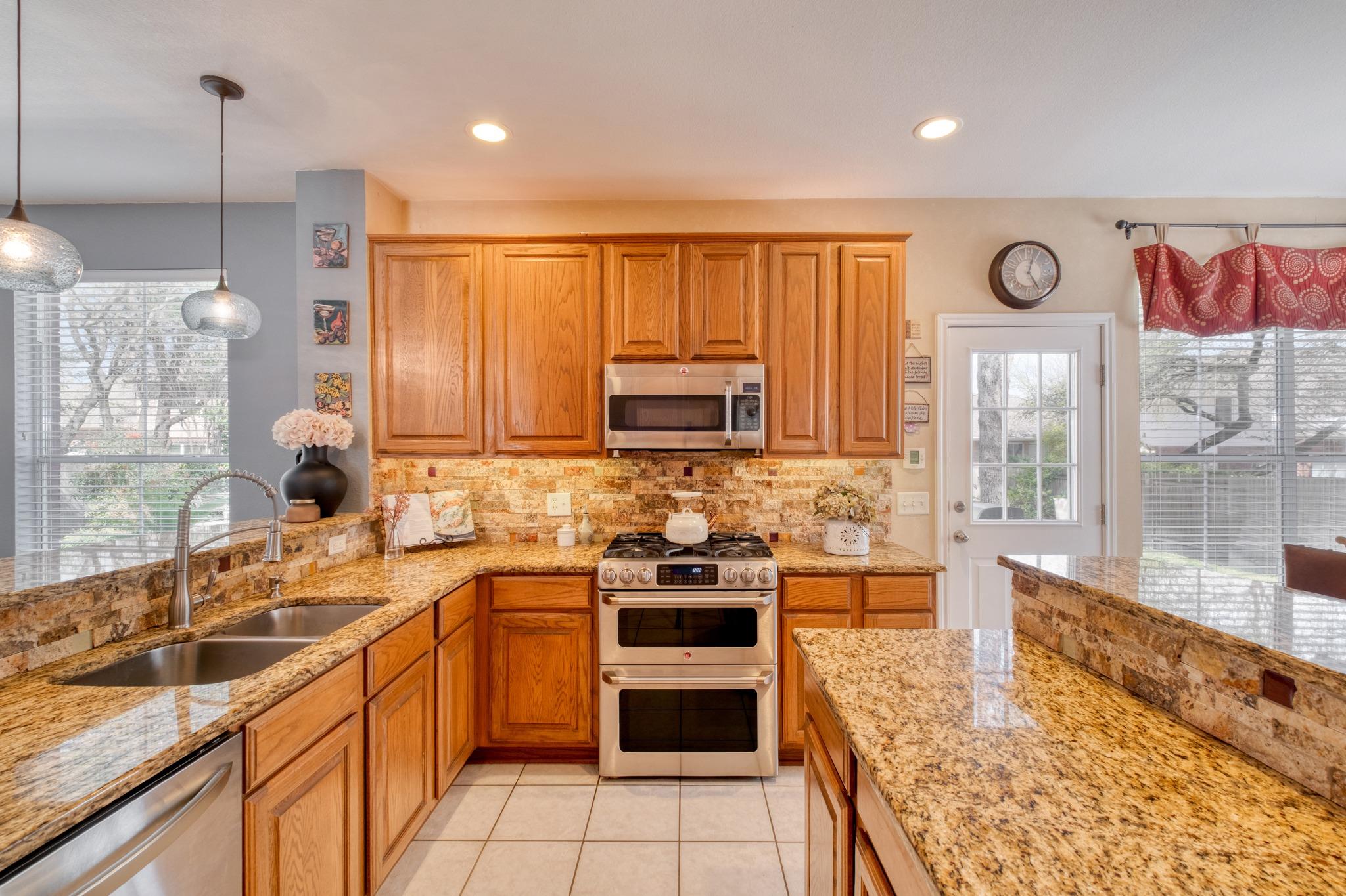 8221 Fern Bluff Avenue Round Rock TX 78681