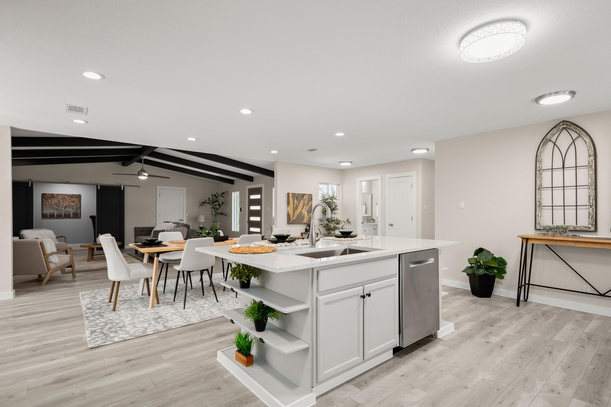 3305 Santa Monica Drive Austin TX 78741