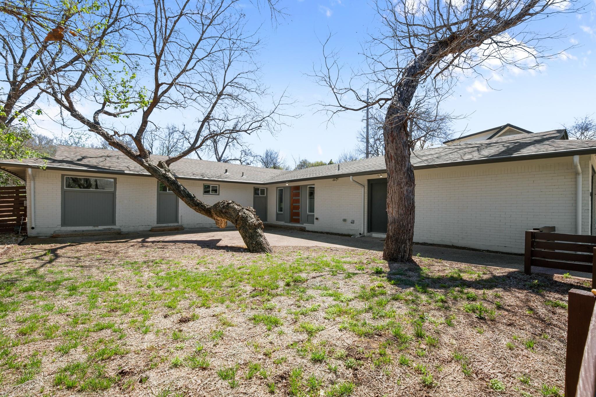 3305 Santa Monica Drive Austin TX 78741