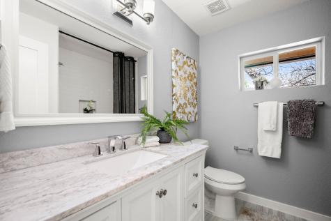 3305 Santa Monica Drive Austin TX 78741