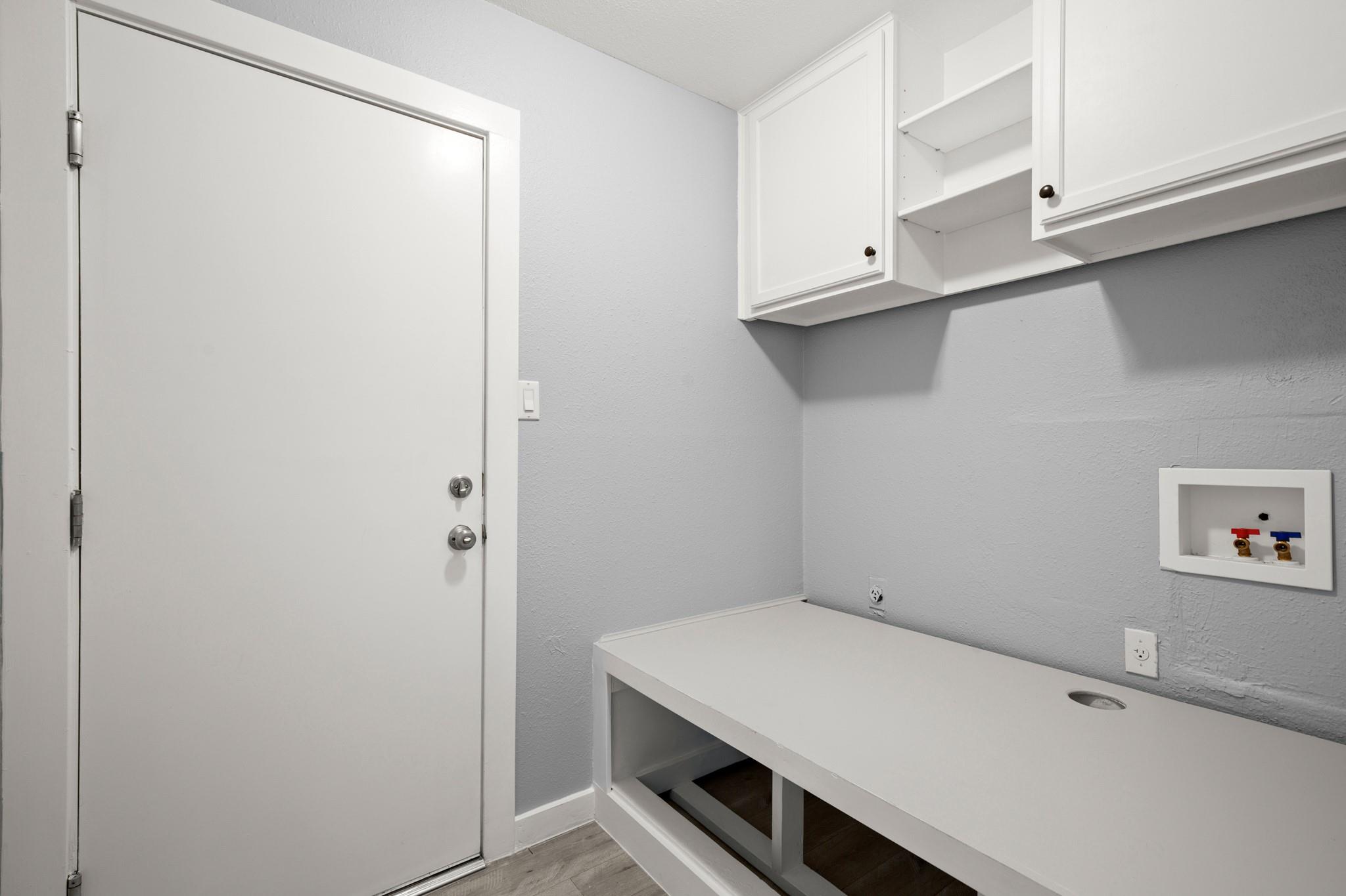 3305 Santa Monica Drive Austin TX 78741