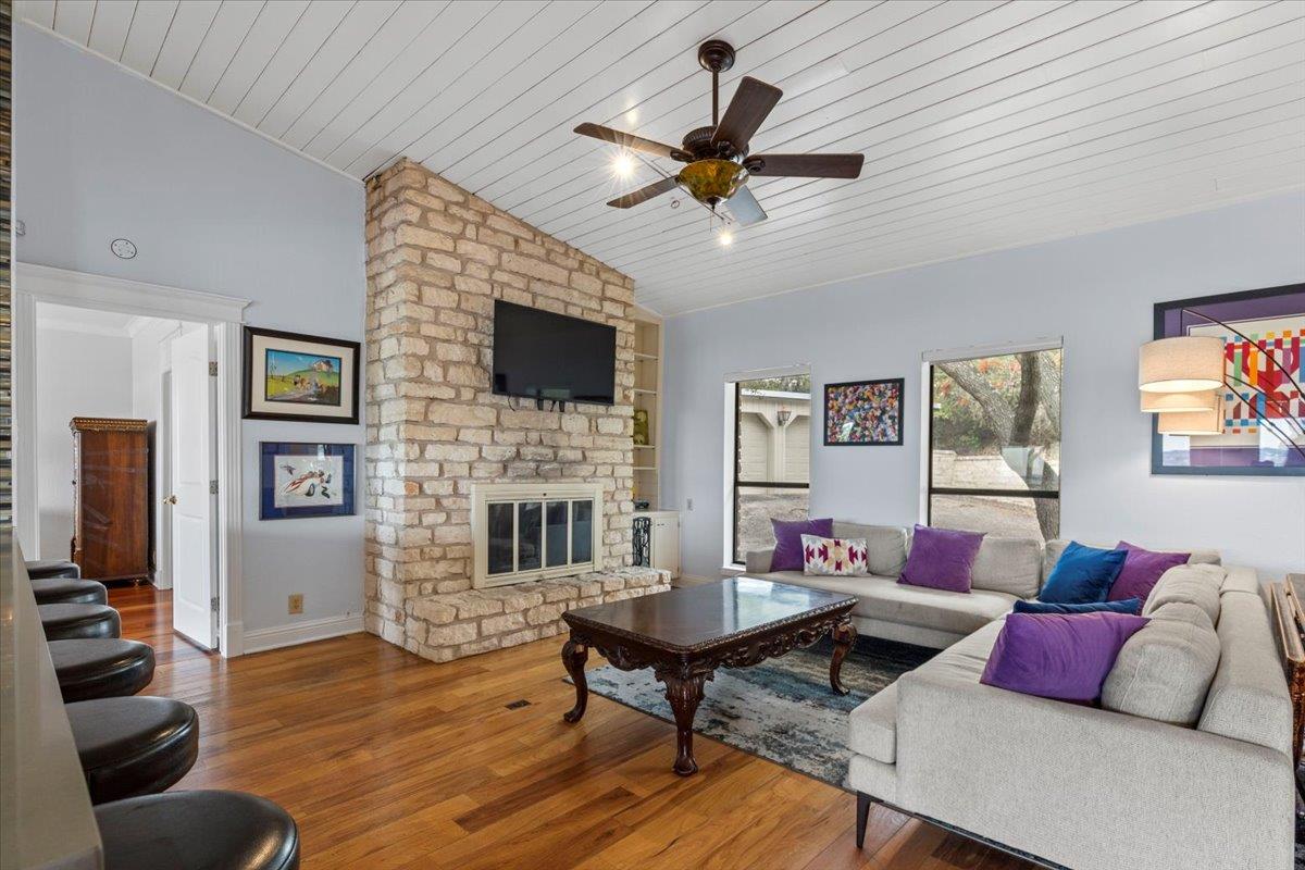 6714 Mountain Trail Austin TX 78732