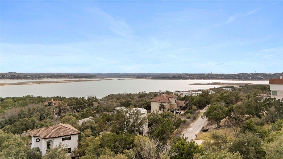 6714 Mountain Trail Austin TX 78732