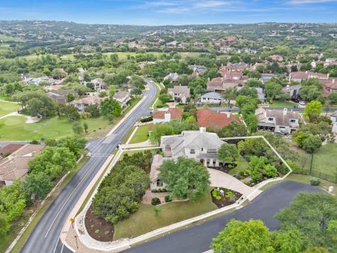 19 Swiftwater Trail The Hills TX 78738
