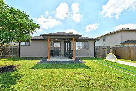 105 Lidell Street Hutto TX 78634