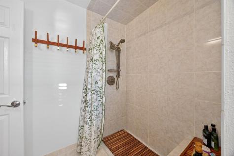 4303 Karankawa Way Galveston TX 77554